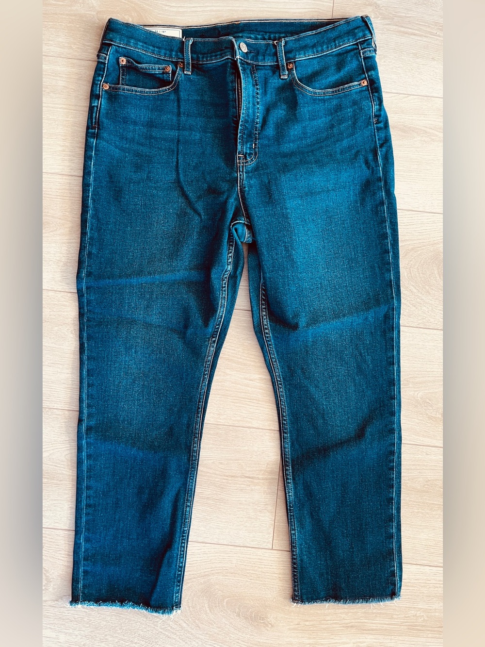 Gap Vintage Slim High Rise Jeans, size 33